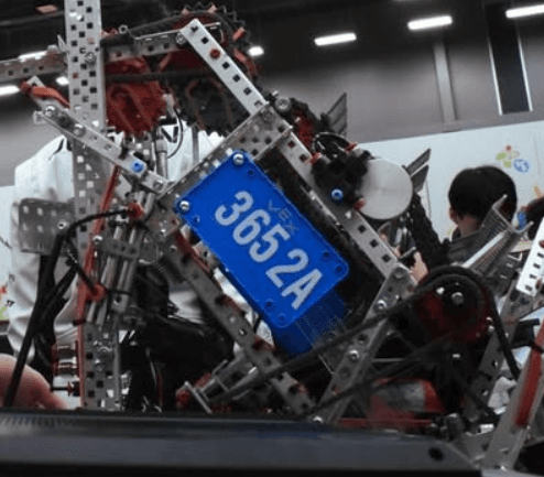 VEX Robotics — Team 3652 (UHS Robotics) screenshot